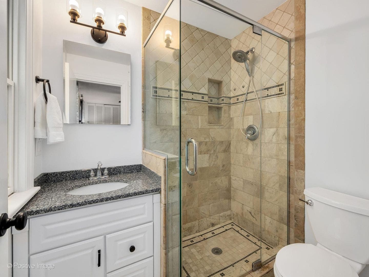 3913 Forest Avenue, Downers Grove, IL 60515