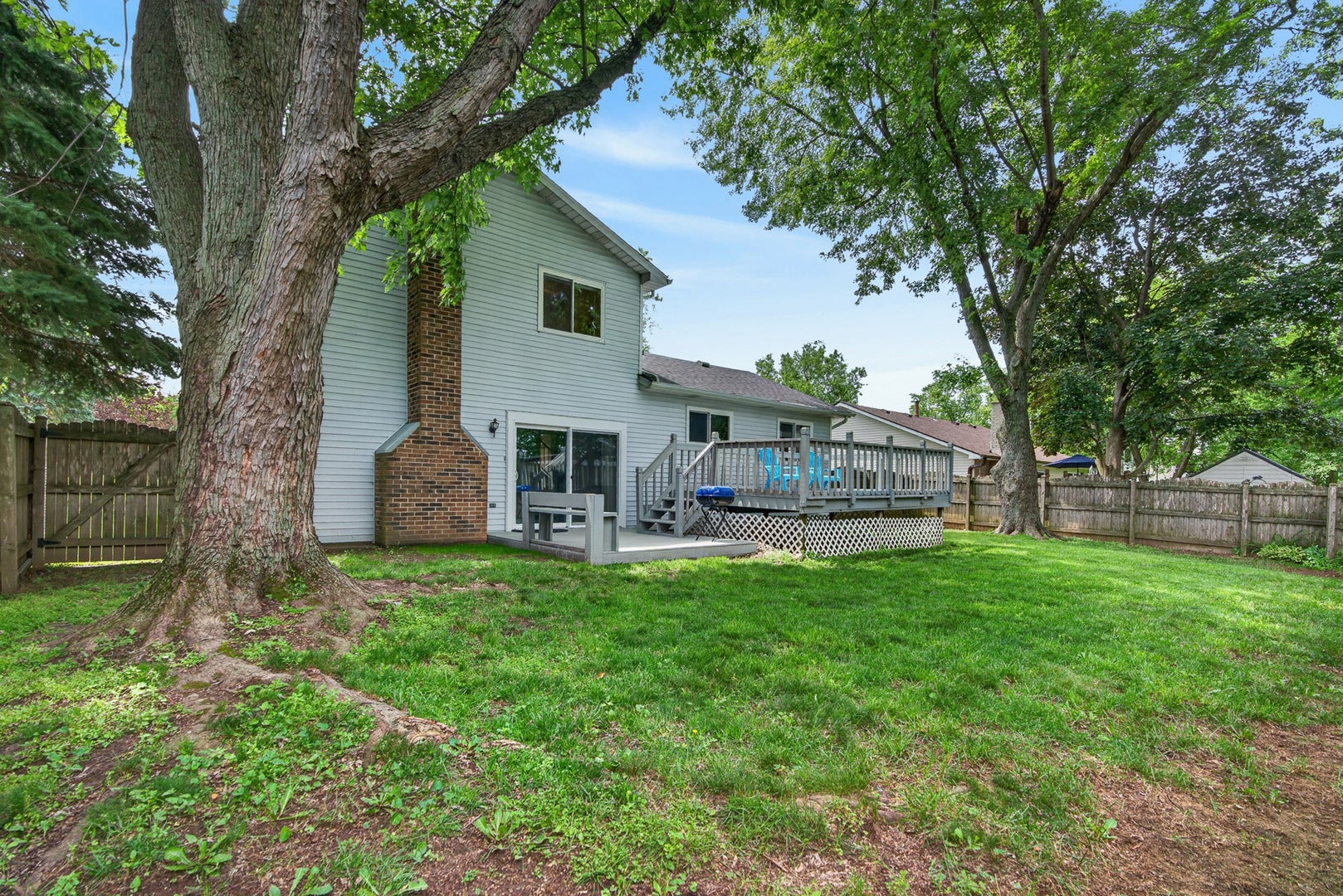 433 N Ashbury Avenue, Bolingbrook, IL 60440