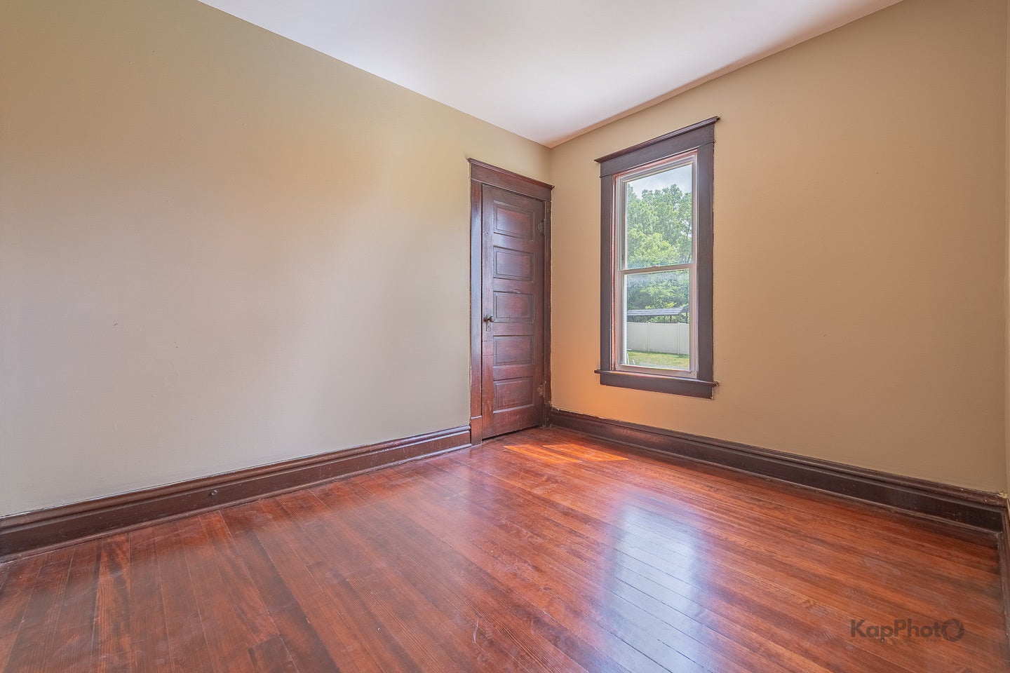 1307 E Cass Street, Joliet, IL 60432 1307 E Cass Street, Joliet, IL 60432