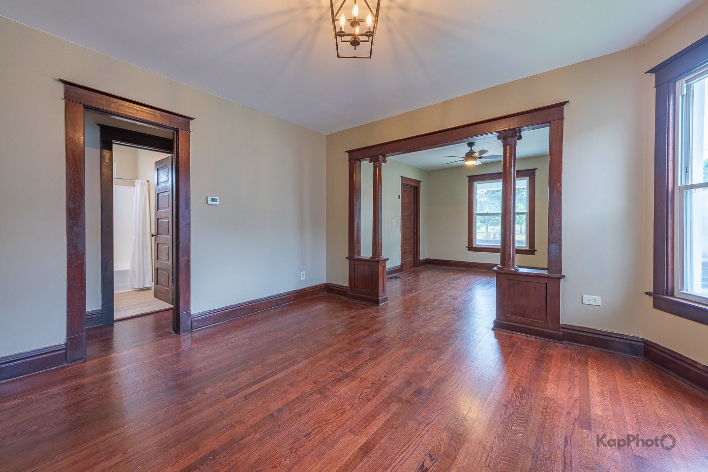 1307 E Cass Street, Joliet, IL 60432 1307 E Cass Street, Joliet, IL 60432