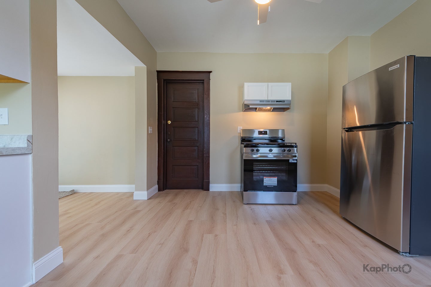 1307 E Cass Street, Joliet, IL 60432 1307 E Cass Street, Joliet, IL 60432