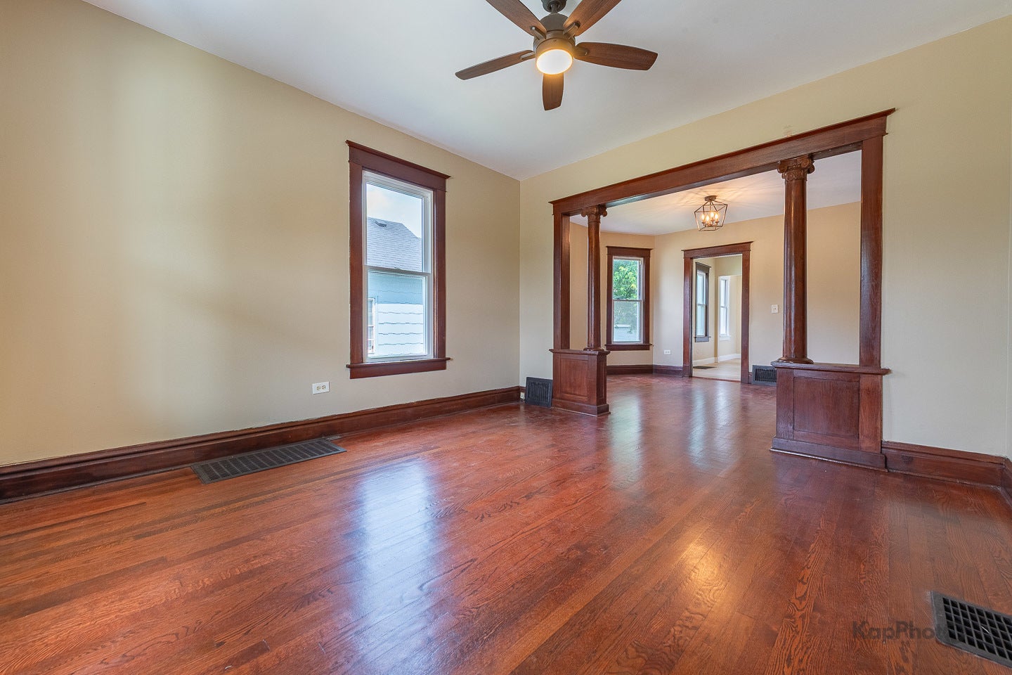 1307 E Cass Street, Joliet, IL 60432 1307 E Cass Street, Joliet, IL 60432