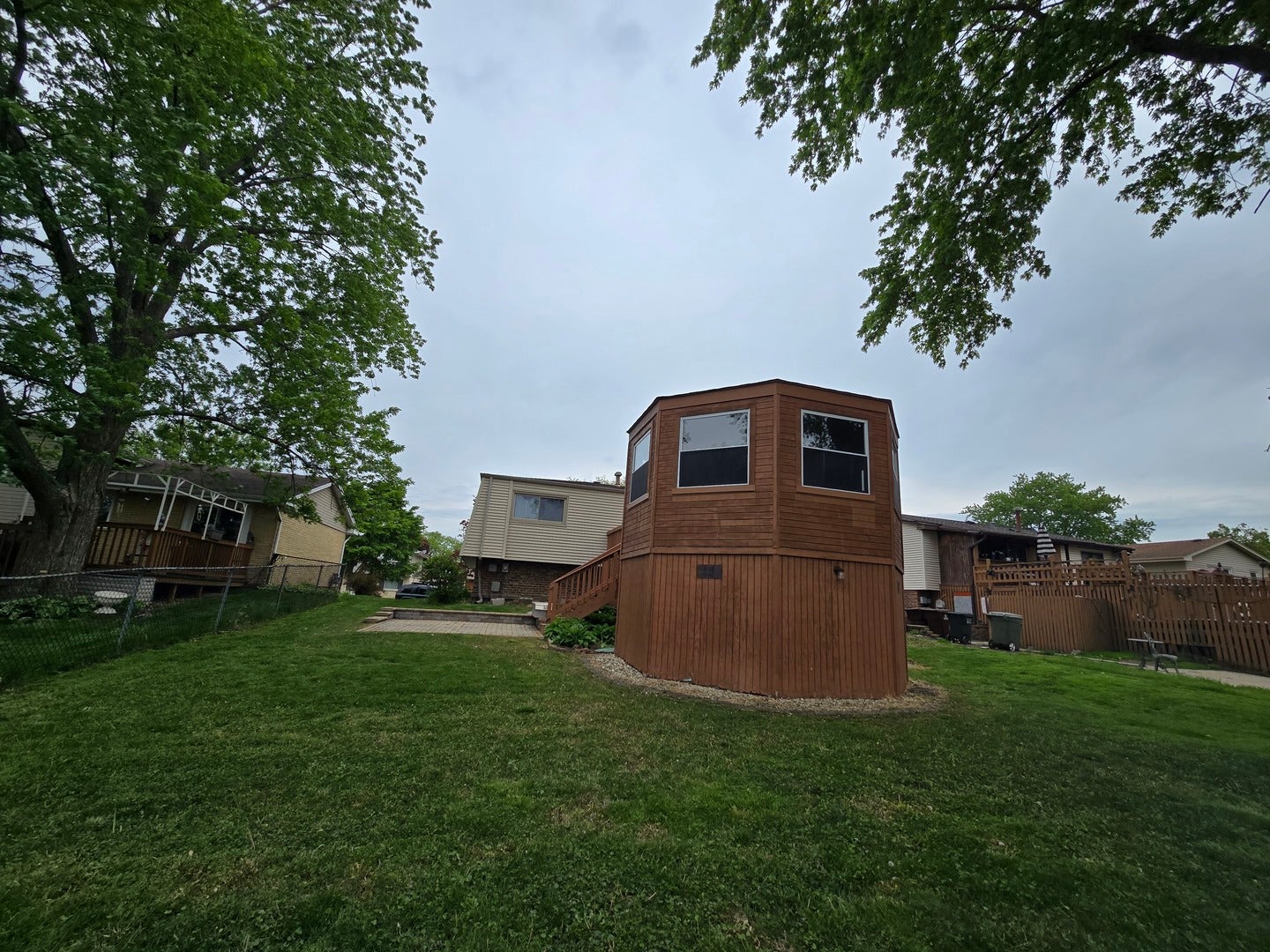 7447 160th Place, Tinley Park, IL 60477 7447 160th Place, Tinley Park, IL 60477