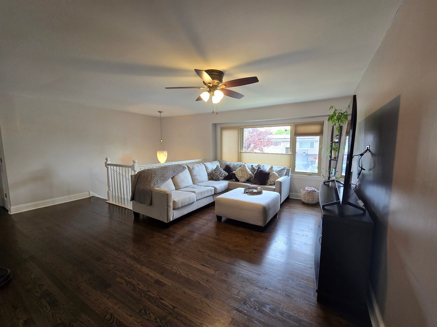 7447 160th Place, Tinley Park, IL 60477 7447 160th Place, Tinley Park, IL 60477