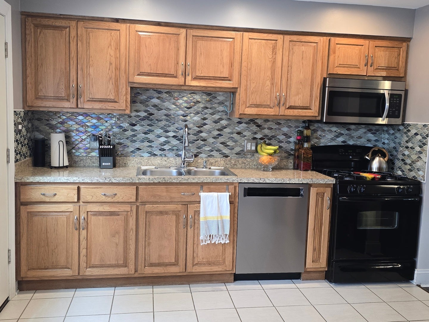 7447 160th Place, Tinley Park, IL 60477 7447 160th Place, Tinley Park, IL 60477