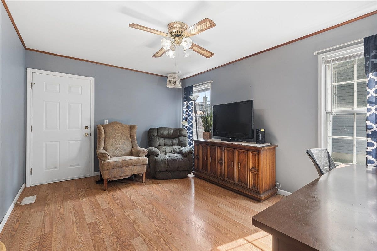 1078 Towner Drive, Bolingbrook, IL 60440 1078 Towner Drive, Bolingbrook, IL 60440