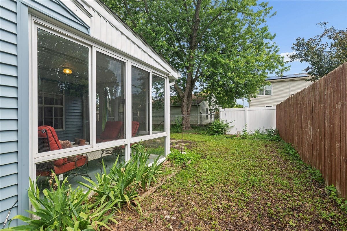 1078 Towner Drive, Bolingbrook, IL 60440 1078 Towner Drive, Bolingbrook, IL 60440
