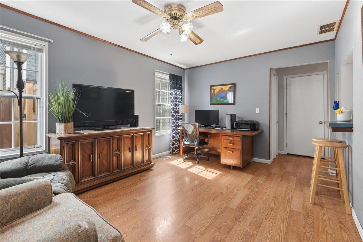 1078 Towner Drive, Bolingbrook, IL 60440 1078 Towner Drive, Bolingbrook, IL 60440