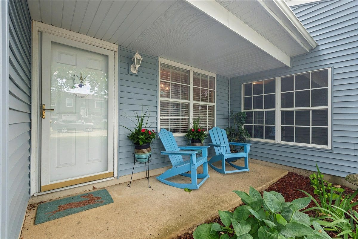 1078 Towner Drive, Bolingbrook, IL 60440 1078 Towner Drive, Bolingbrook, IL 60440