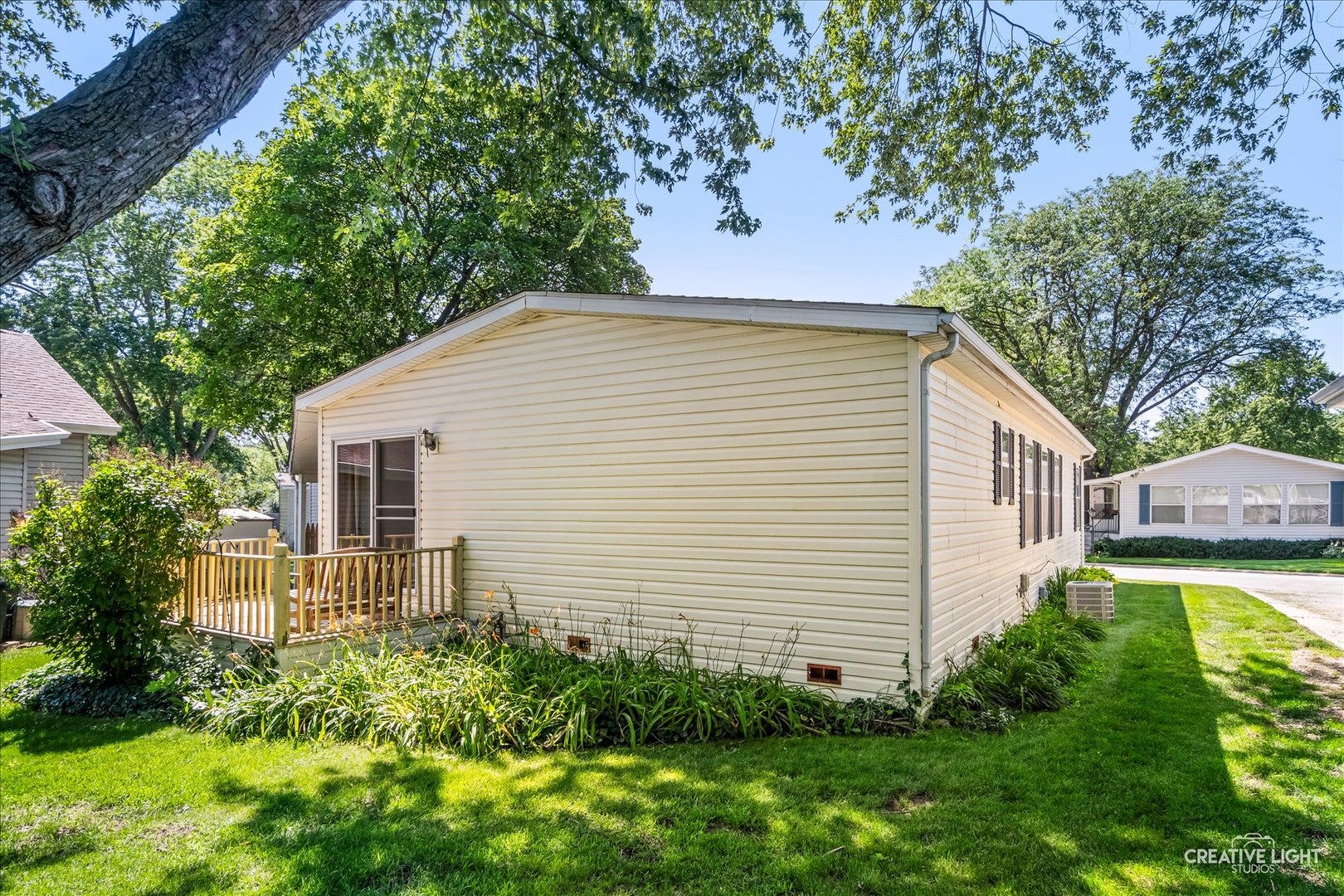 70 MELBROOKE Road, Elgin, IL 60123 70 MELBROOKE Road, Elgin, IL 60123