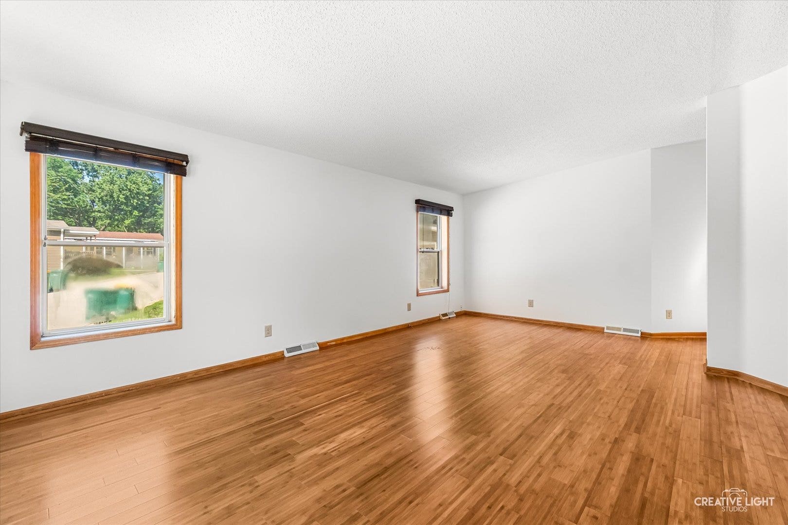 70 MELBROOKE Road, Elgin, IL 60123 70 MELBROOKE Road, Elgin, IL 60123