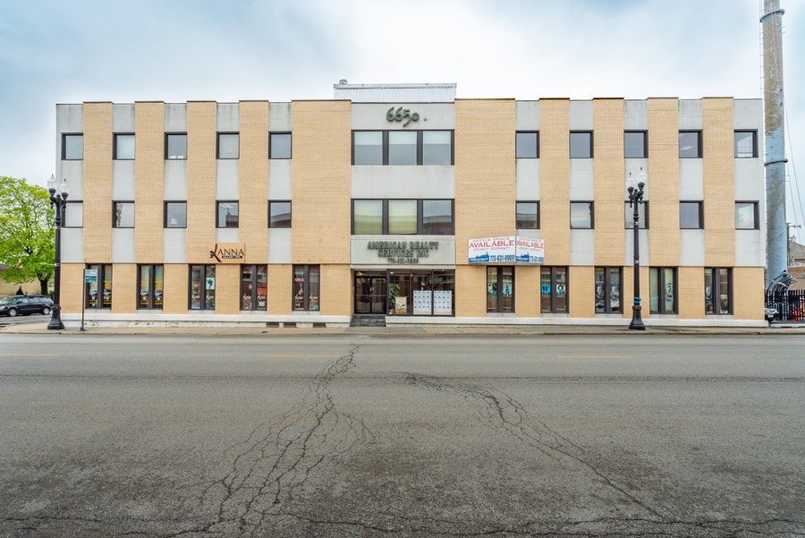 Property photo for 6650 N Northwest Highway, Chicago, IL
