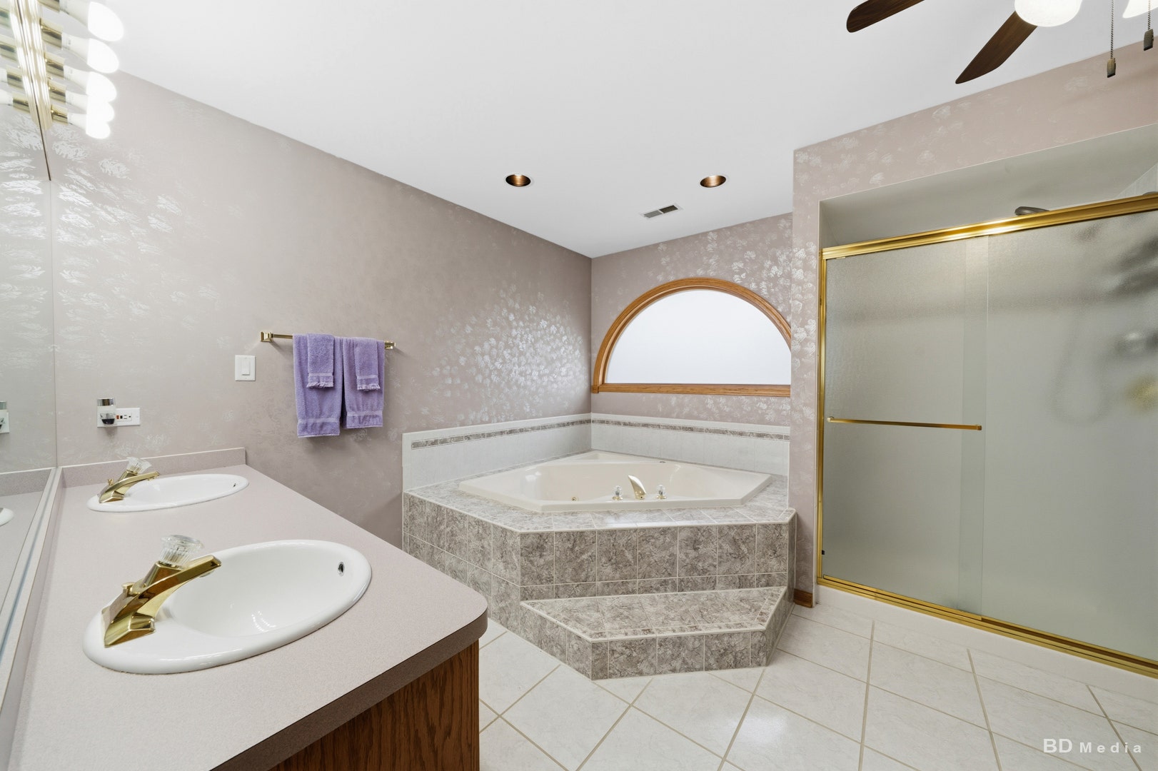 7998 Champlain Avenue, Tinley Park, IL 60477 7998 Champlain Avenue, Tinley Park, IL 60477