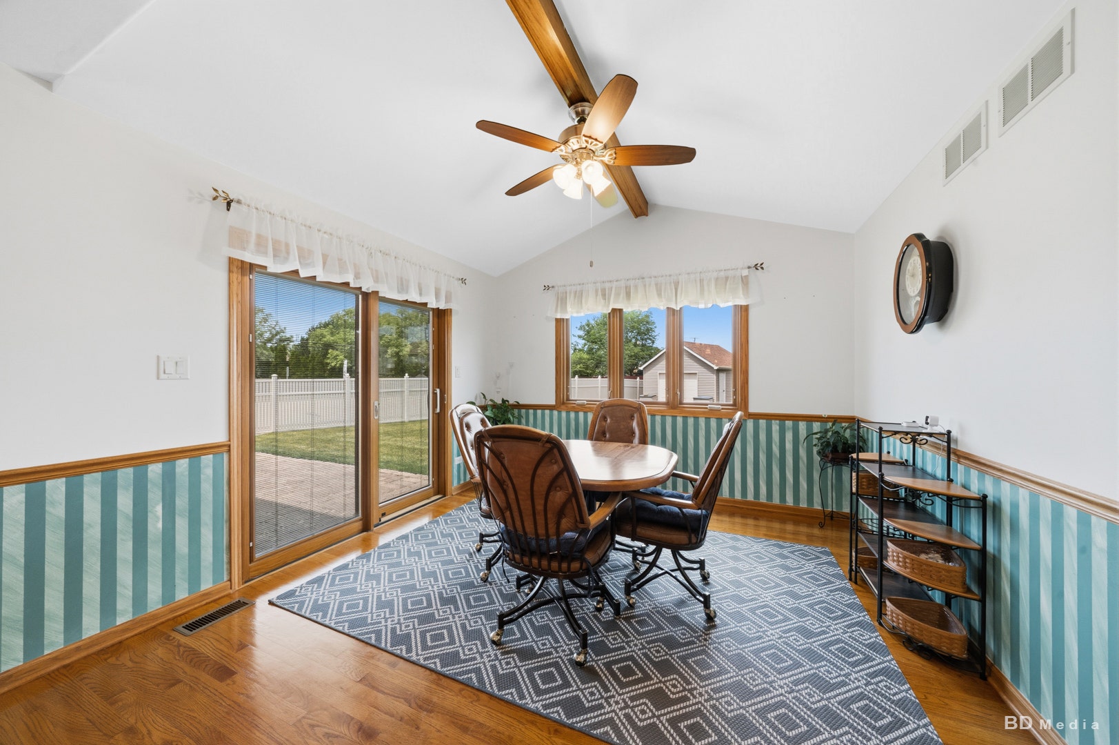 7998 Champlain Avenue, Tinley Park, IL 60477 7998 Champlain Avenue, Tinley Park, IL 60477