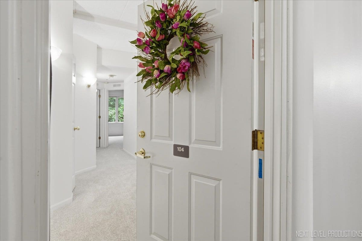 7841 W 157th Street, #104, Orland Park, IL 60462 Welcome to The Woods of Golfview #104