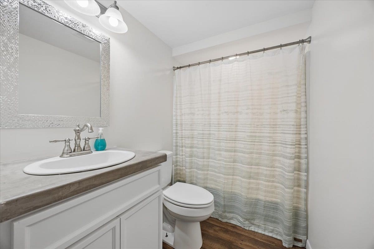 4944 Douglas Road, #204, Downers Grove, IL 60515