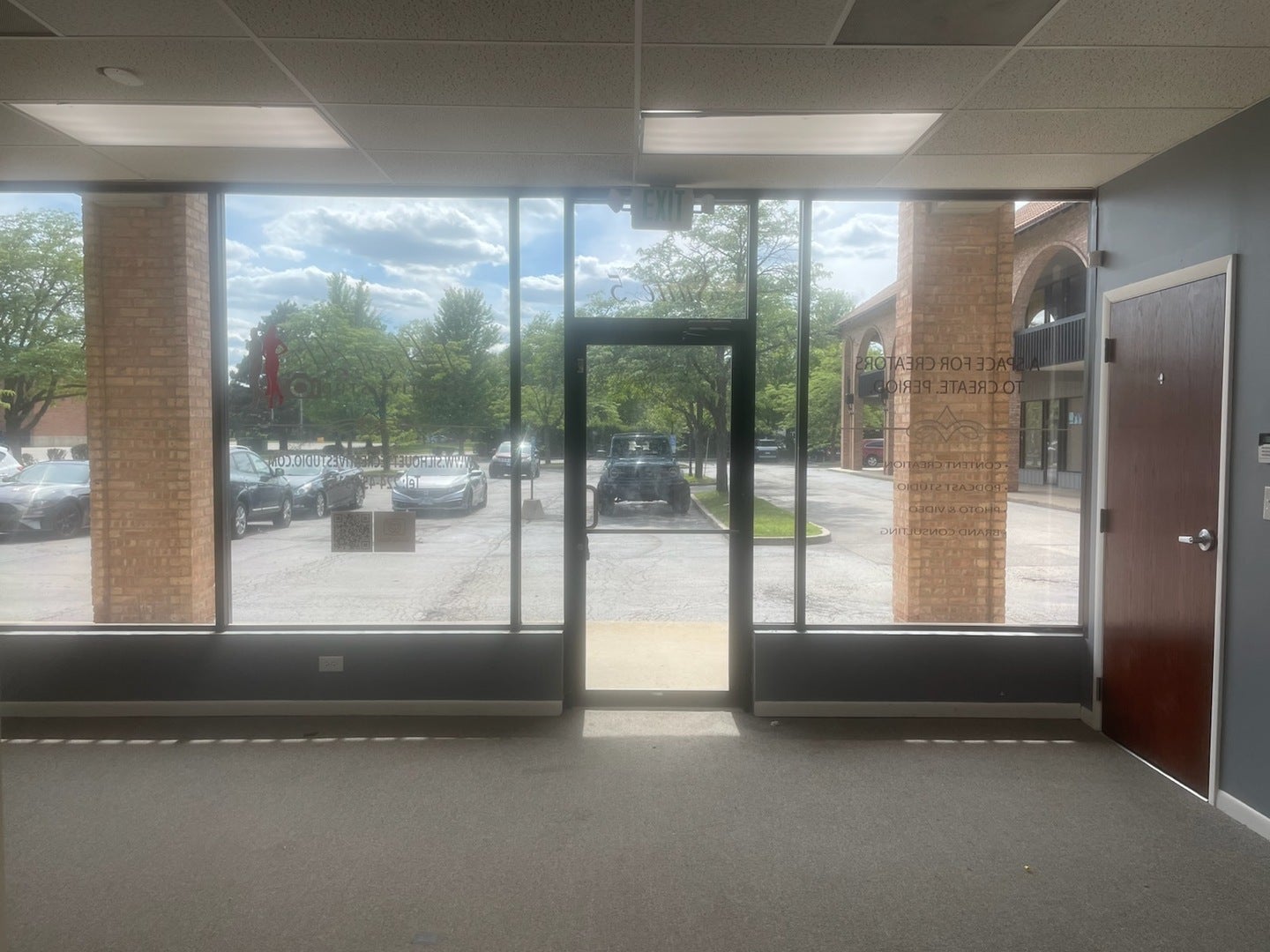75 MARKET Street, #5, Elgin, IL 60123 75 MARKET Street, #5, Elgin, IL 60123