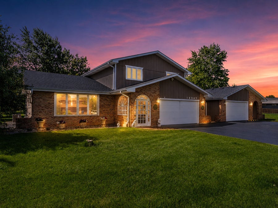 Property photo for 14907 Glen Wood Lane, Homer Glen, IL