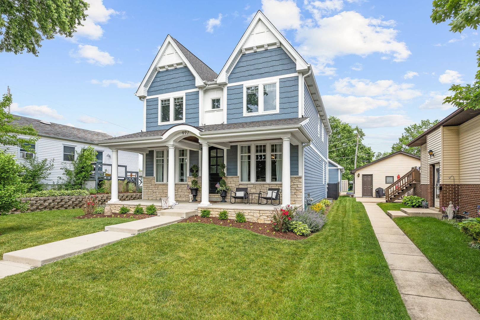 997 Florence Street, Lemont, IL 60439 997 Florence Street, Lemont, IL 60439