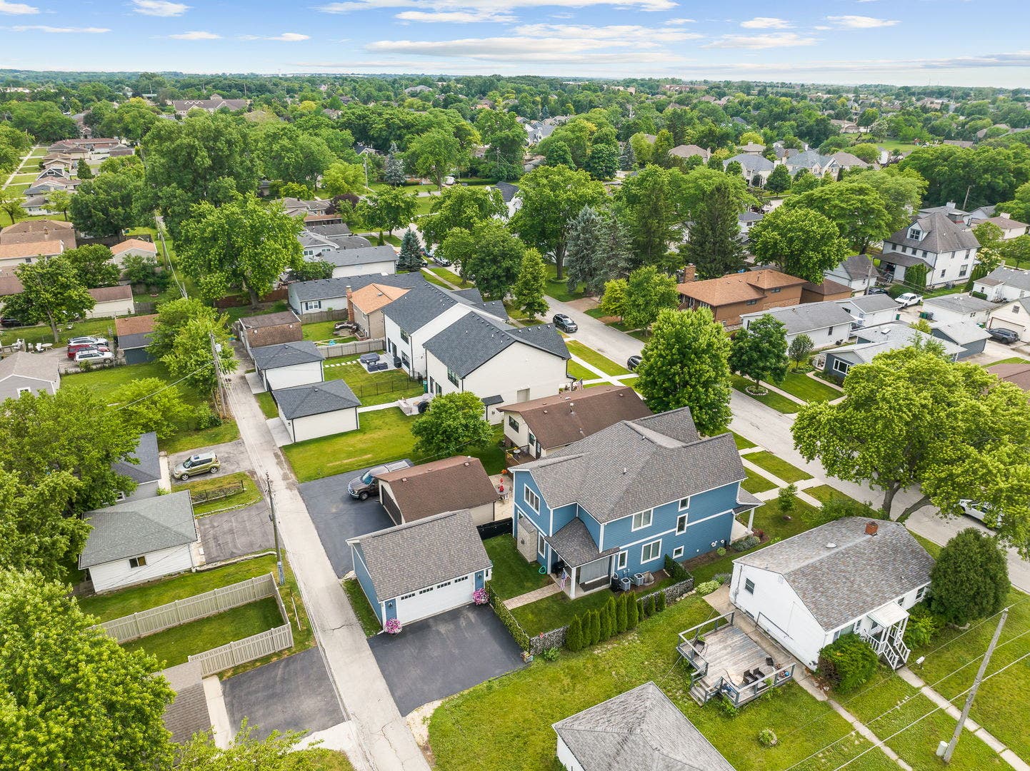 997 Florence Street, Lemont, IL 60439 997 Florence Street, Lemont, IL 60439