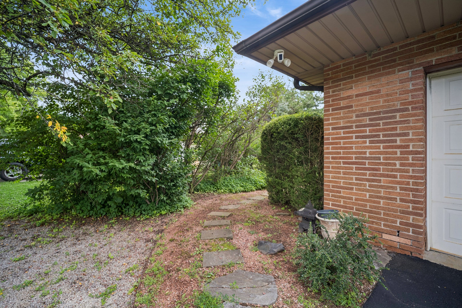 1225 Oakdale Drive, Elgin, IL 60123 1225 Oakdale Drive, Elgin, IL 60123
