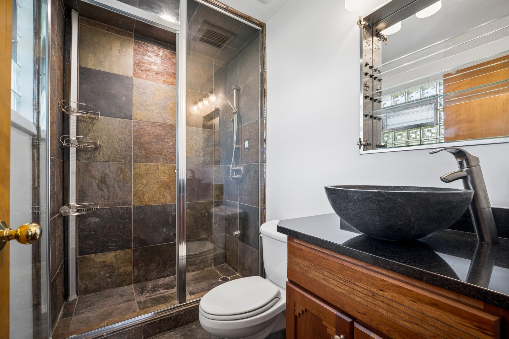 1225 Oakdale Drive, Elgin, IL 60123 1225 Oakdale Drive, Elgin, IL 60123