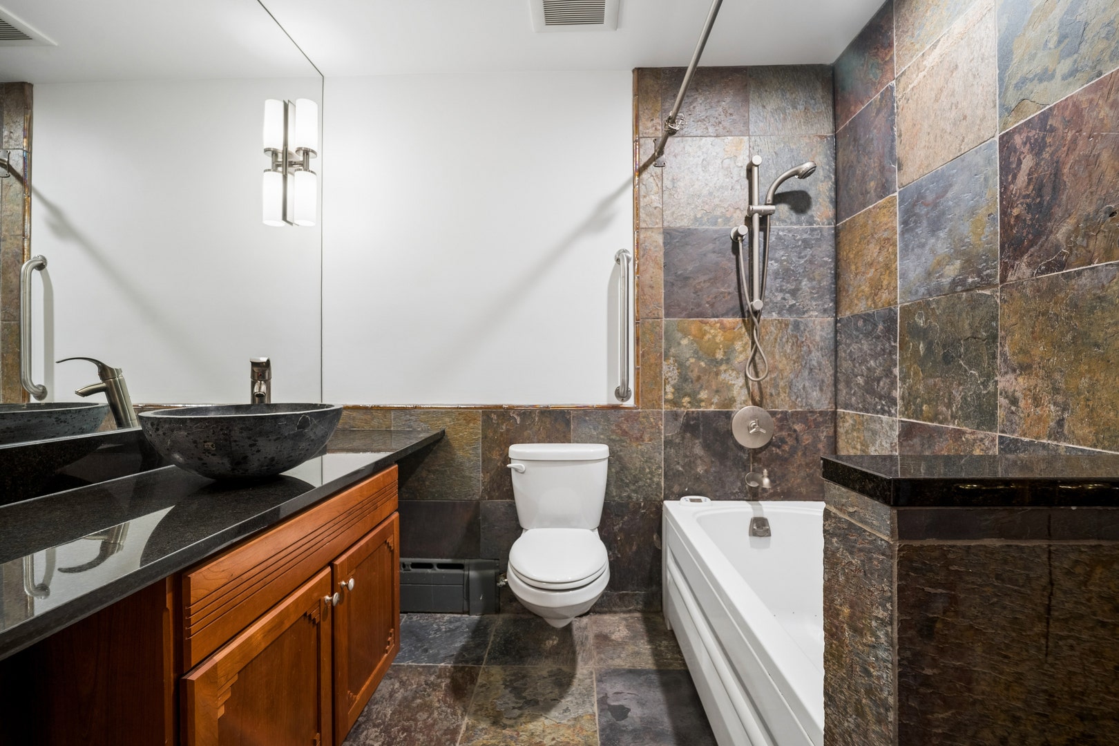 1225 Oakdale Drive, Elgin, IL 60123 1225 Oakdale Drive, Elgin, IL 60123