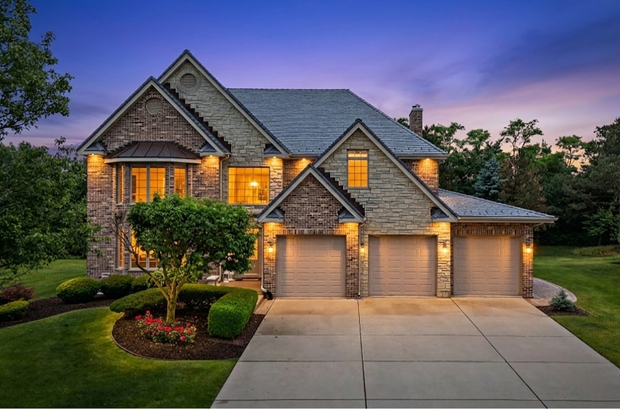 Property photo for 8136 ABERDEEN Drive, Palos Heights, IL