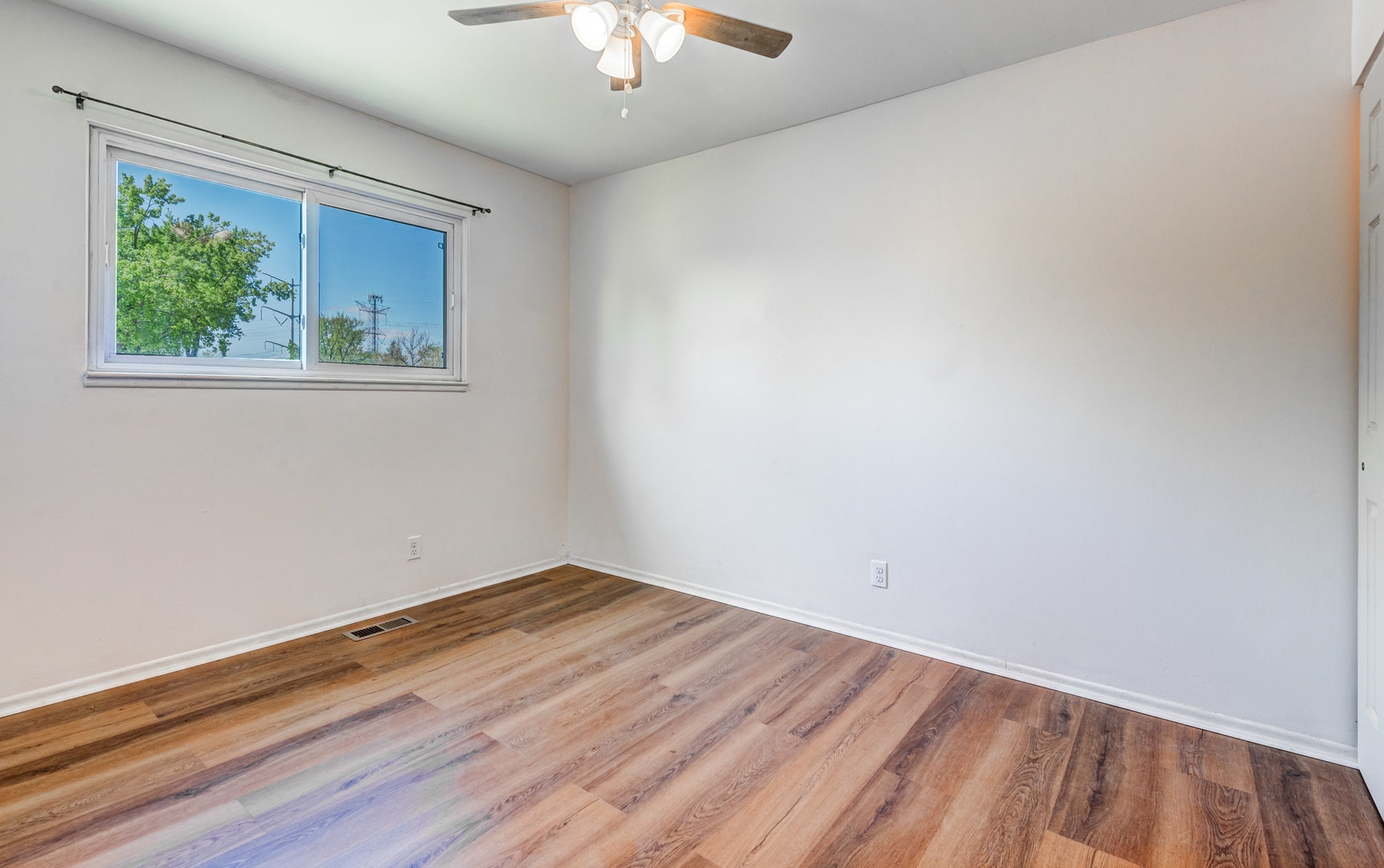 200 Hampdon Court, Bolingbrook, IL 60440 200 Hampdon Court, Bolingbrook, IL 60440
