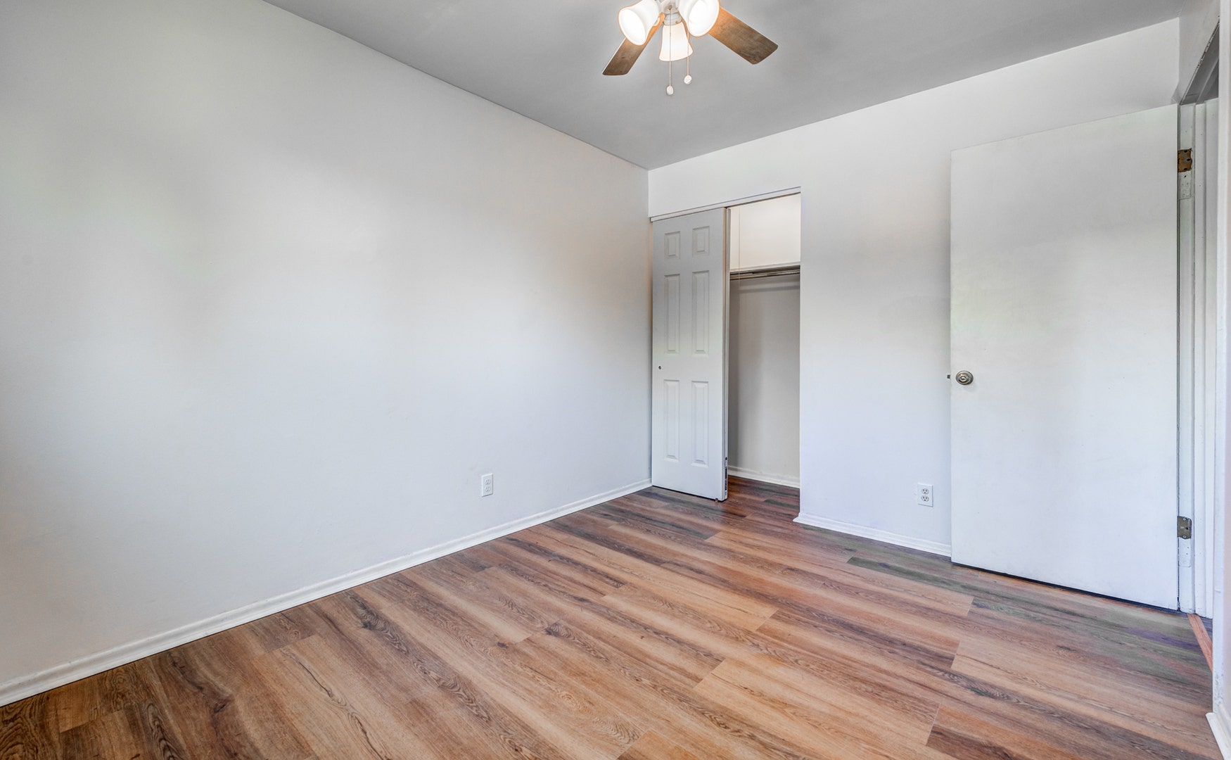 200 Hampdon Court, Bolingbrook, IL 60440 200 Hampdon Court, Bolingbrook, IL 60440