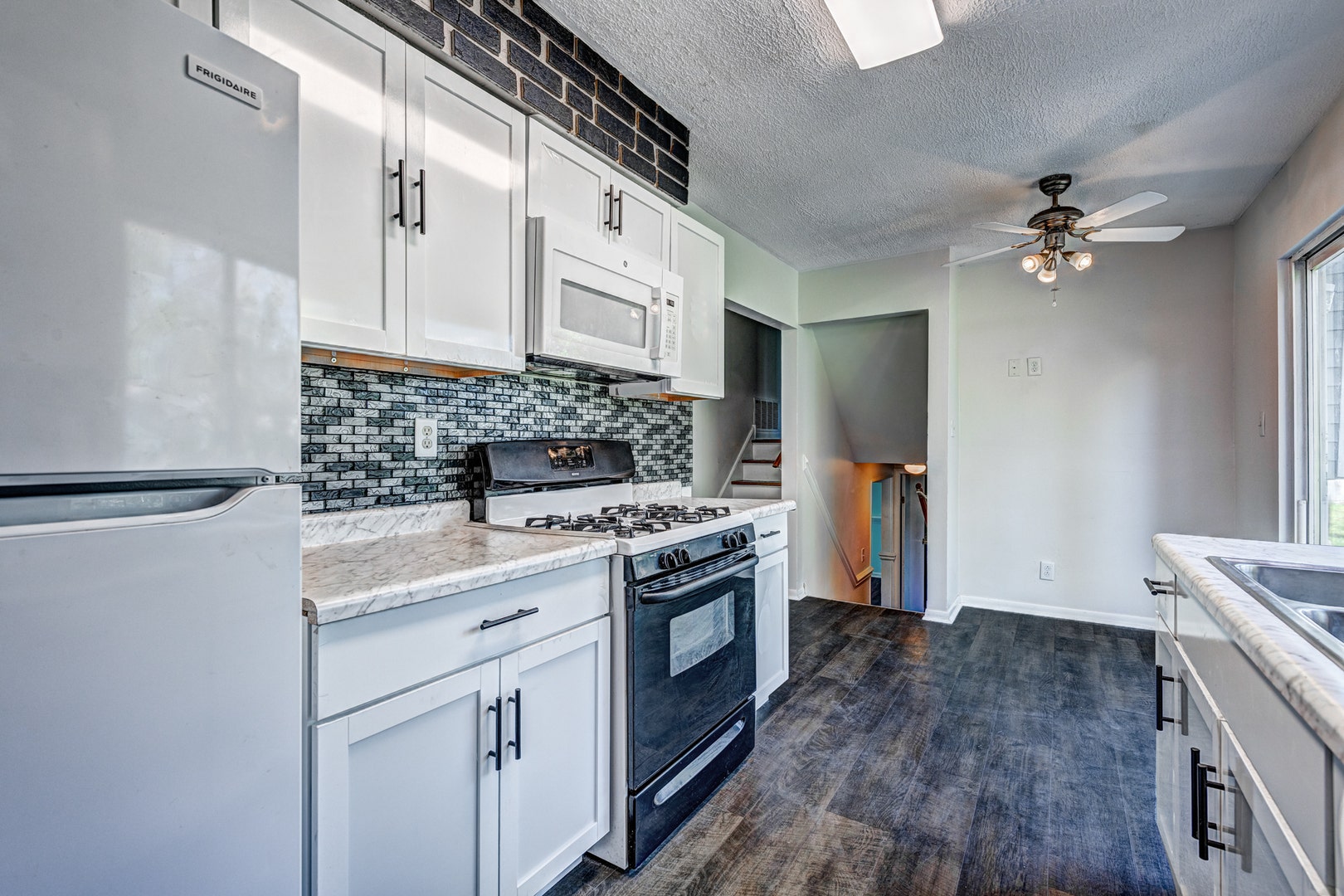 200 Hampdon Court, Bolingbrook, IL 60440 200 Hampdon Court, Bolingbrook, IL 60440