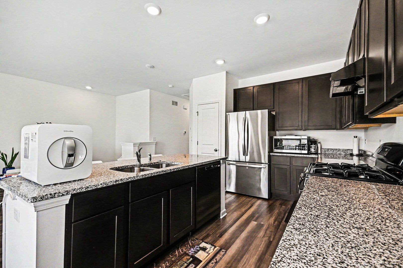 4271 Chelsea Manor Circle, Aurora, IL 60504 4271 Chelsea Manor Circle, Aurora, IL 60504