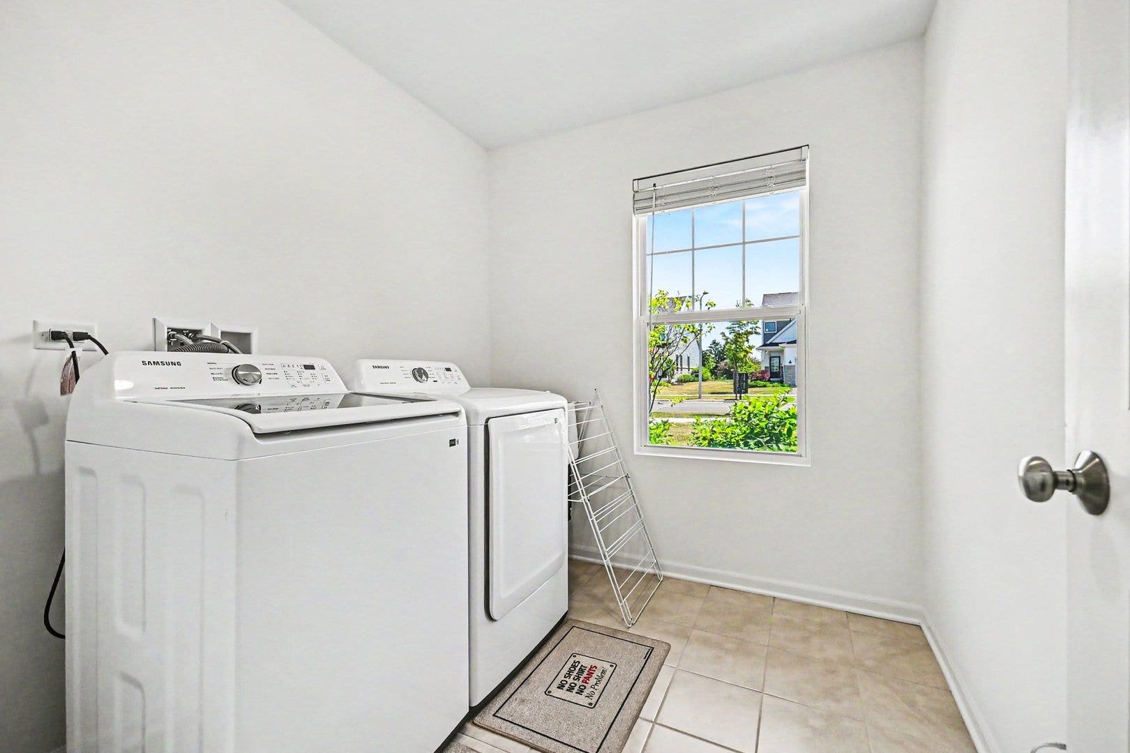 4271 Chelsea Manor Circle, Aurora, IL 60504 4271 Chelsea Manor Circle, Aurora, IL 60504