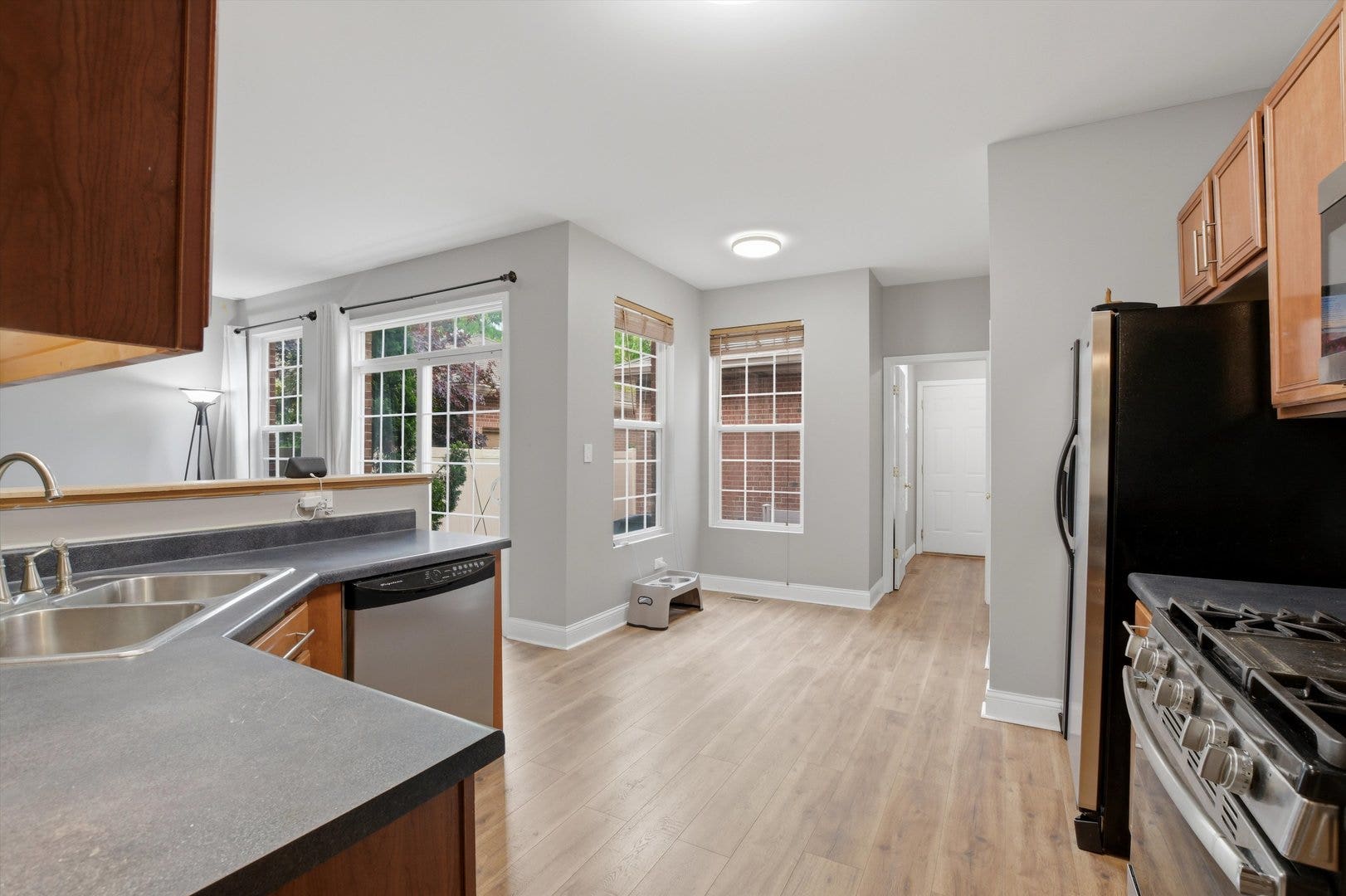 6727 Pine Lake Drive, #6727, Tinley Park, IL 60477 6727 Pine Lake Drive, #6727, Tinley Park, IL 60477