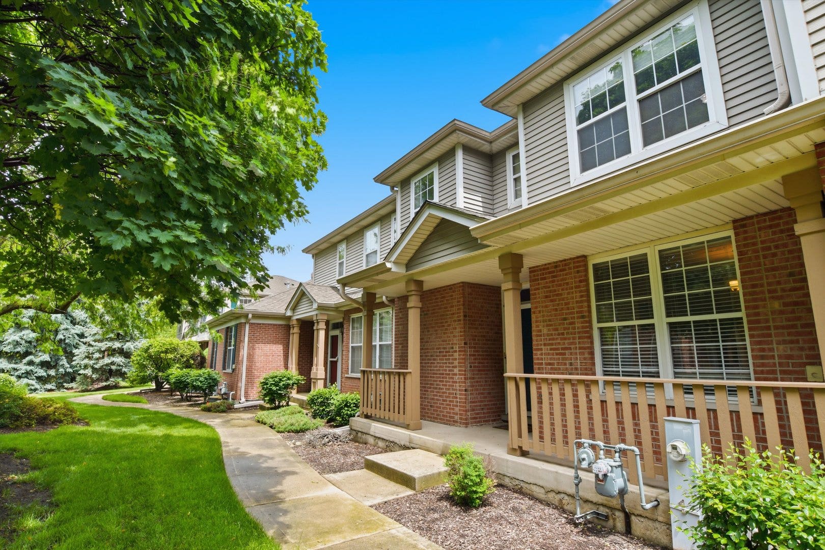 6727 Pine Lake Drive, #6727, Tinley Park, IL 60477 6727 Pine Lake Drive, #6727, Tinley Park, IL 60477