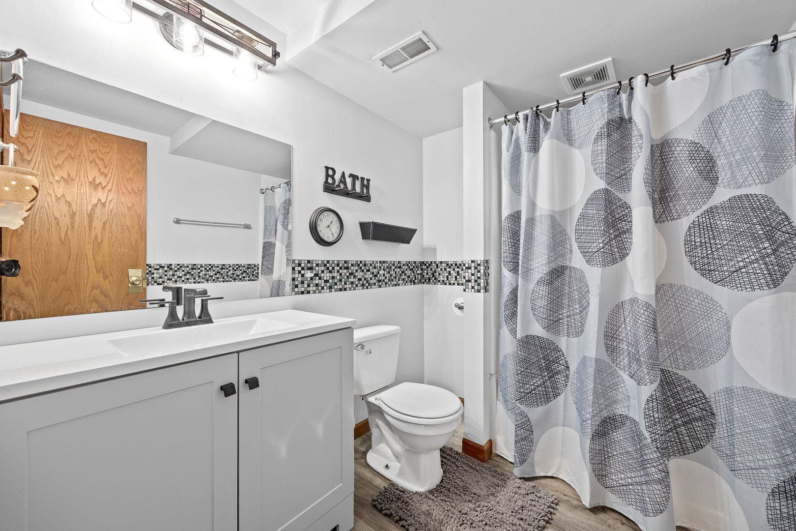 110 Sibley Drive, Minooka, IL 60447 110 Sibley Drive, Minooka, IL 60447
