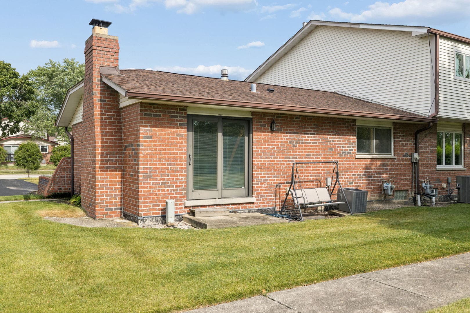 16322 Brementowne Drive, Tinley Park, IL 60477