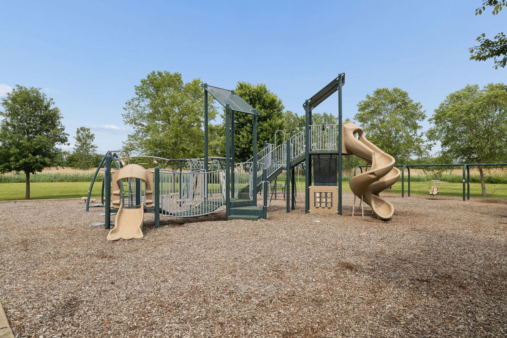 16322 Brementowne Drive, Tinley Park, IL 60477