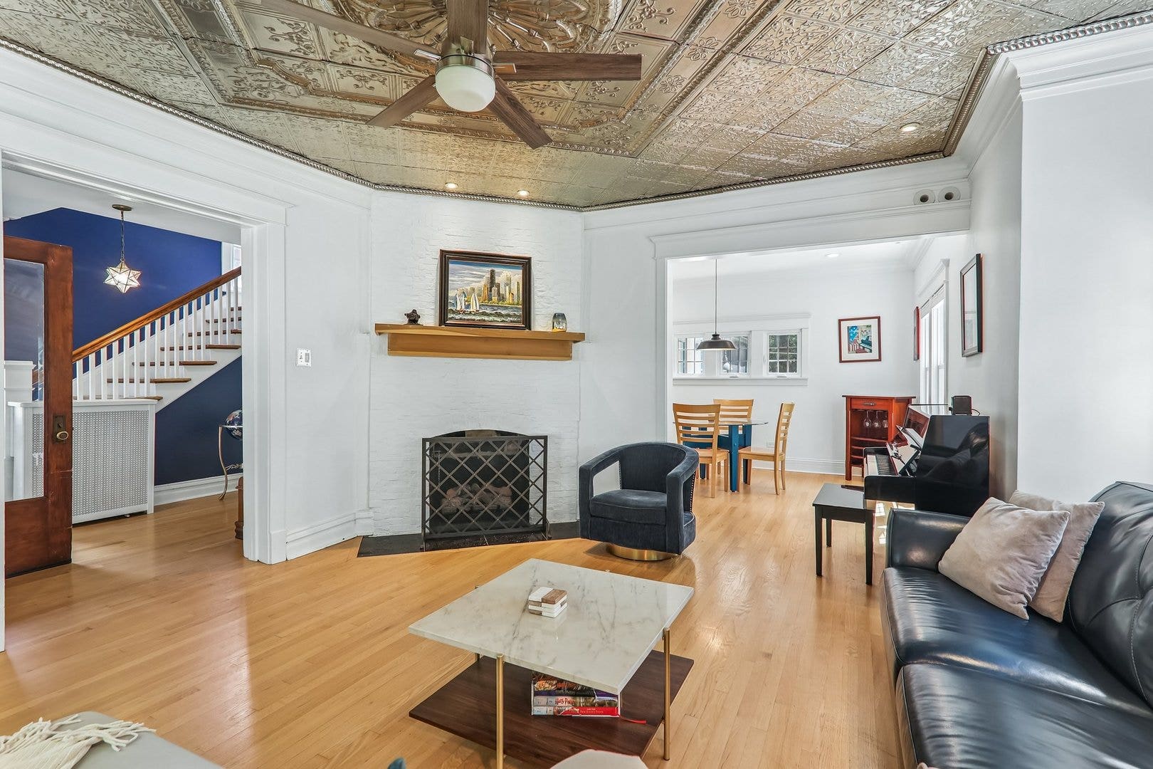 4917 Highland Avenue, Downers Grove, IL 60515 4917 Highland Avenue, Downers Grove, IL 60515