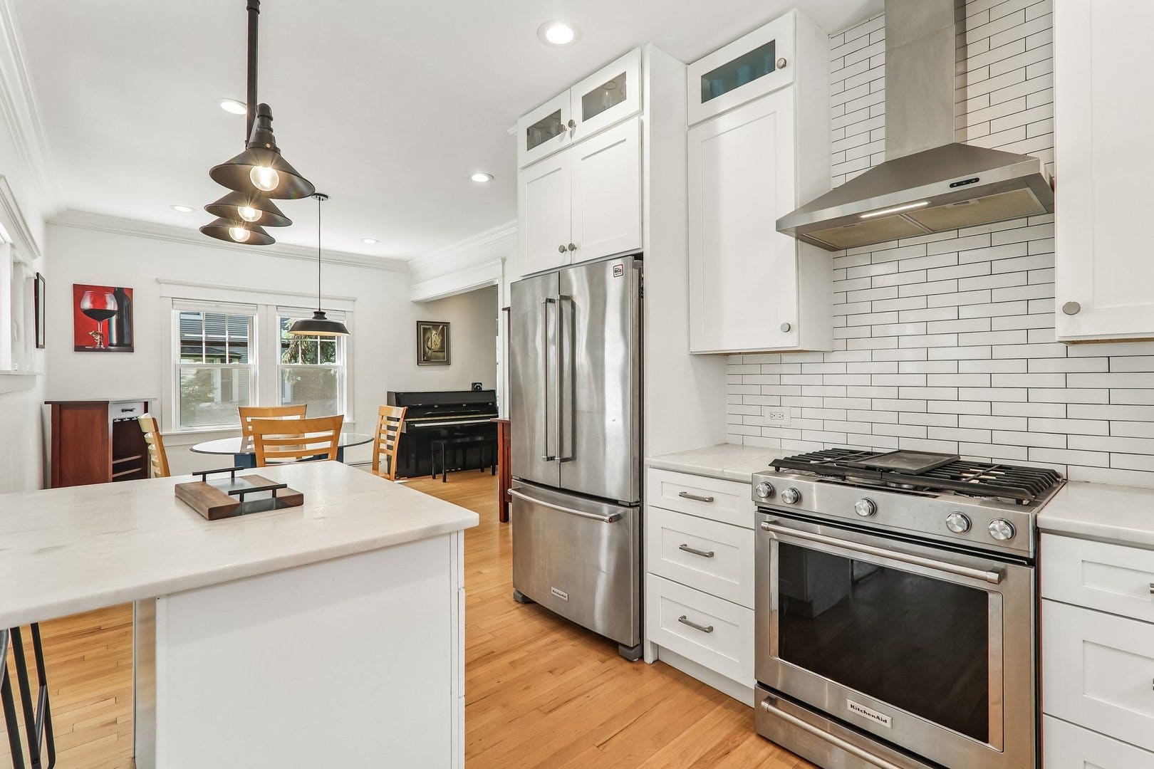 4917 Highland Avenue, Downers Grove, IL 60515 4917 Highland Avenue, Downers Grove, IL 60515