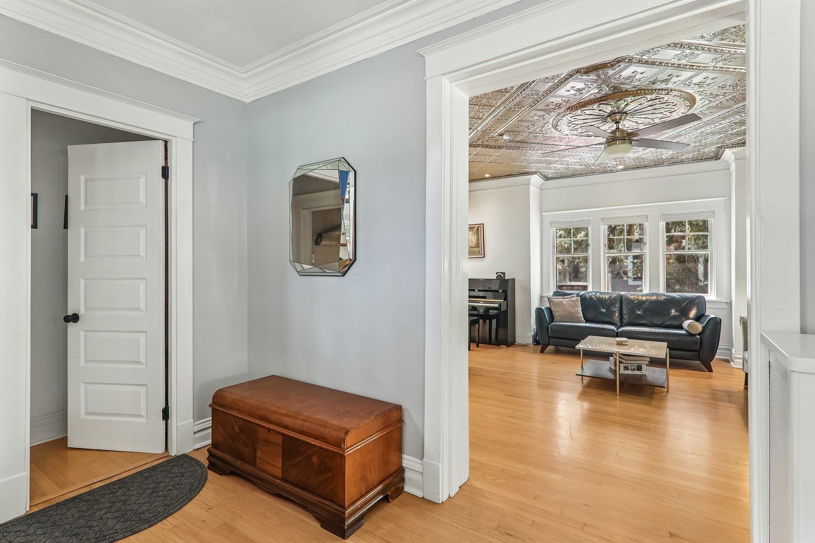 4917 Highland Avenue, Downers Grove, IL 60515 4917 Highland Avenue, Downers Grove, IL 60515