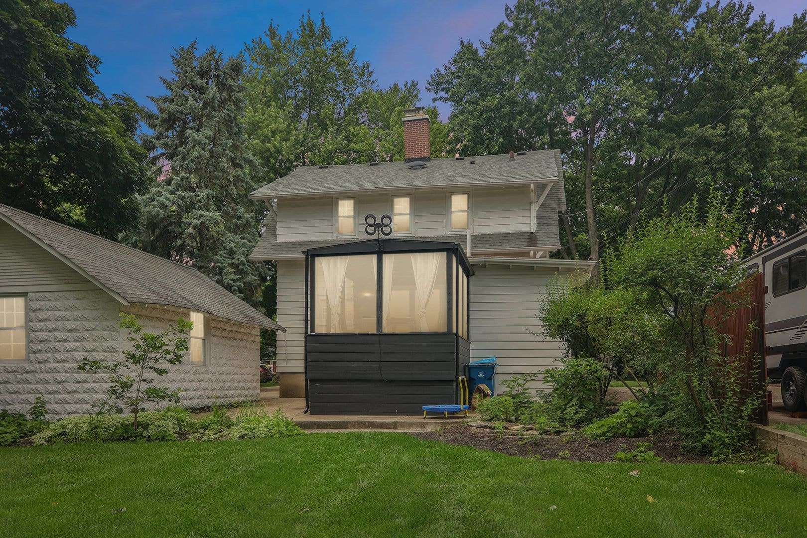 4917 Highland Avenue, Downers Grove, IL 60515 4917 Highland Avenue, Downers Grove, IL 60515