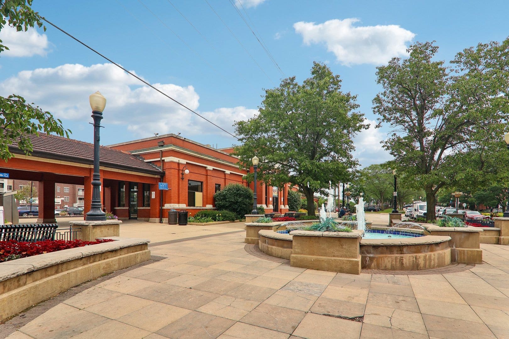 4917 Highland Avenue, Downers Grove, IL 60515 4917 Highland Avenue, Downers Grove, IL 60515