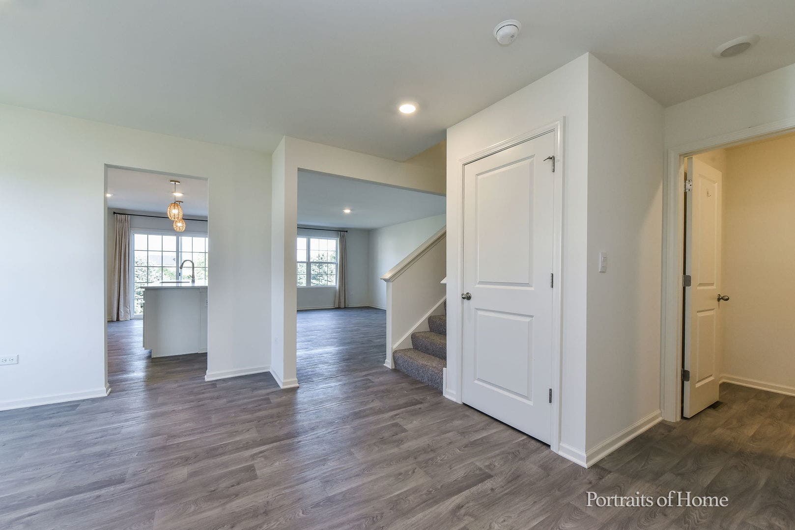 2068 Canyon Creek Court, Aurora, IL 60503 2068 Canyon Creek Court, Aurora, IL 60503