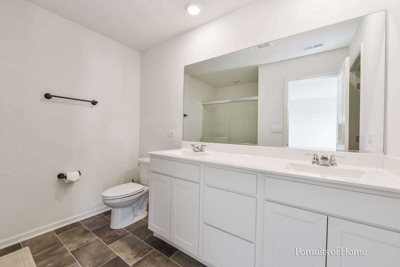 2068 Canyon Creek Court, Aurora, IL 60503 2068 Canyon Creek Court, Aurora, IL 60503