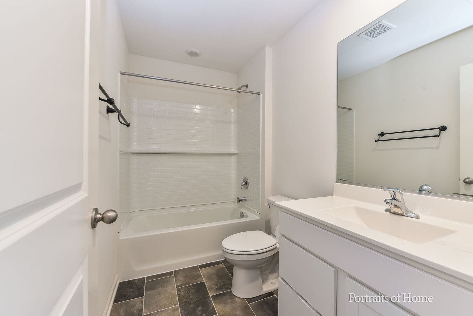 2068 Canyon Creek Court, Aurora, IL 60503 2068 Canyon Creek Court, Aurora, IL 60503