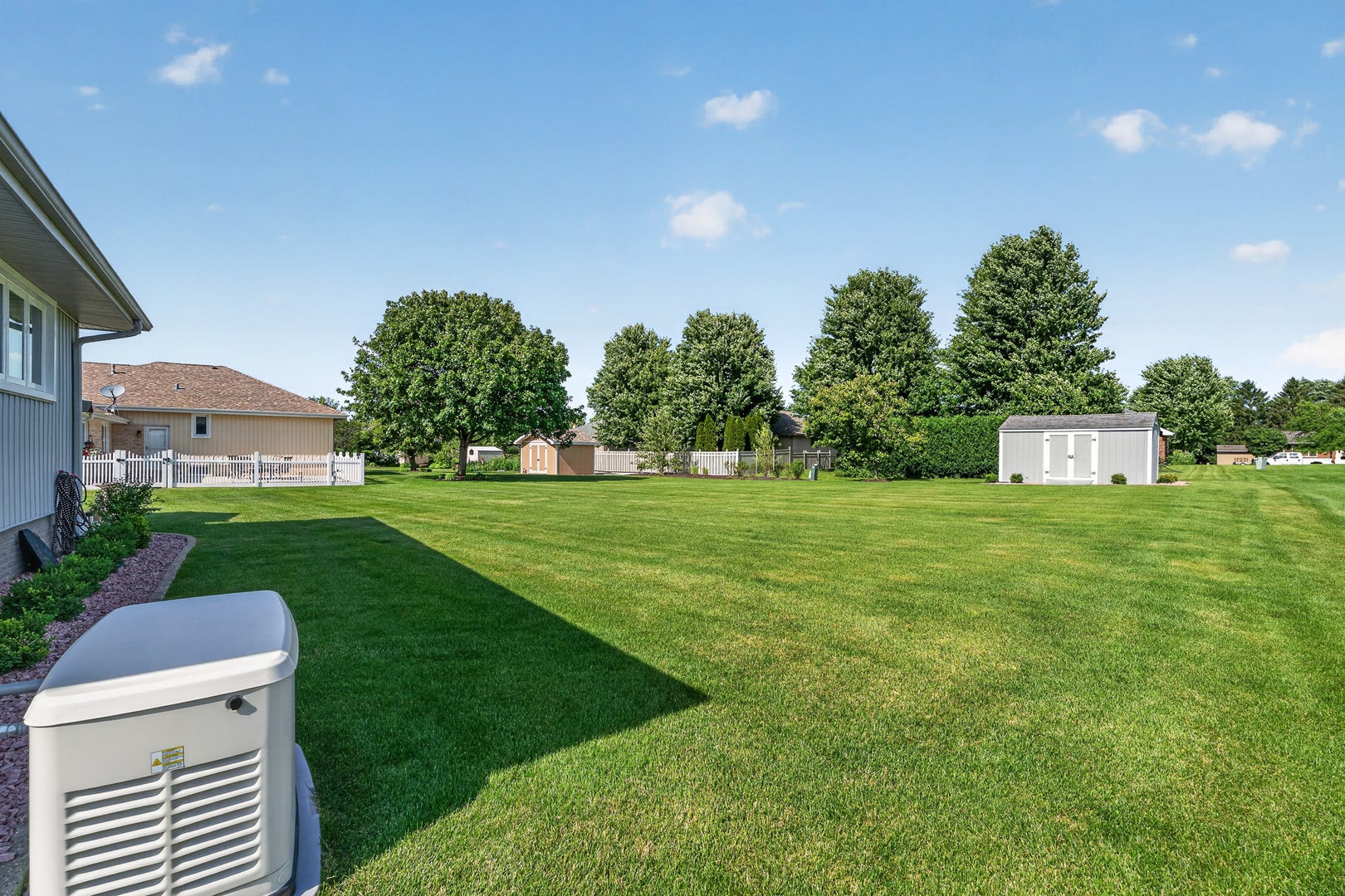 15301 Rosarie Drive, Homer Glen, IL 60491 15301 Rosarie Drive, Homer Glen, IL 60491