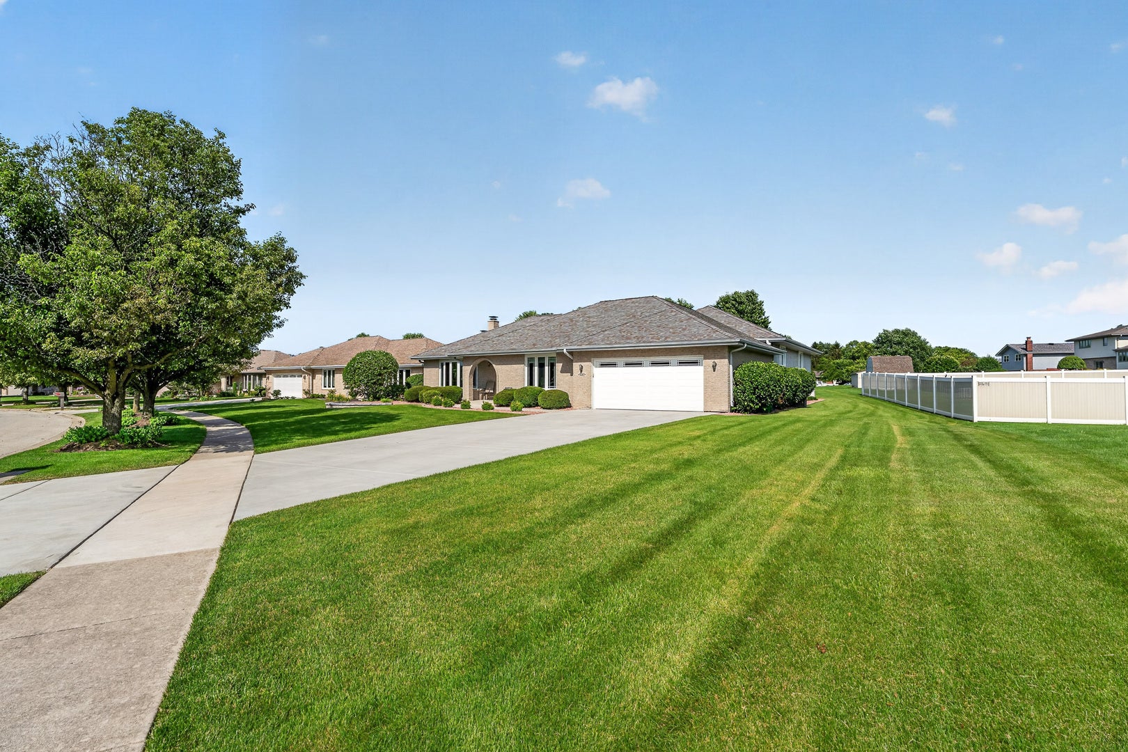 15301 Rosarie Drive, Homer Glen, IL 60491 15301 Rosarie Drive, Homer Glen, IL 60491