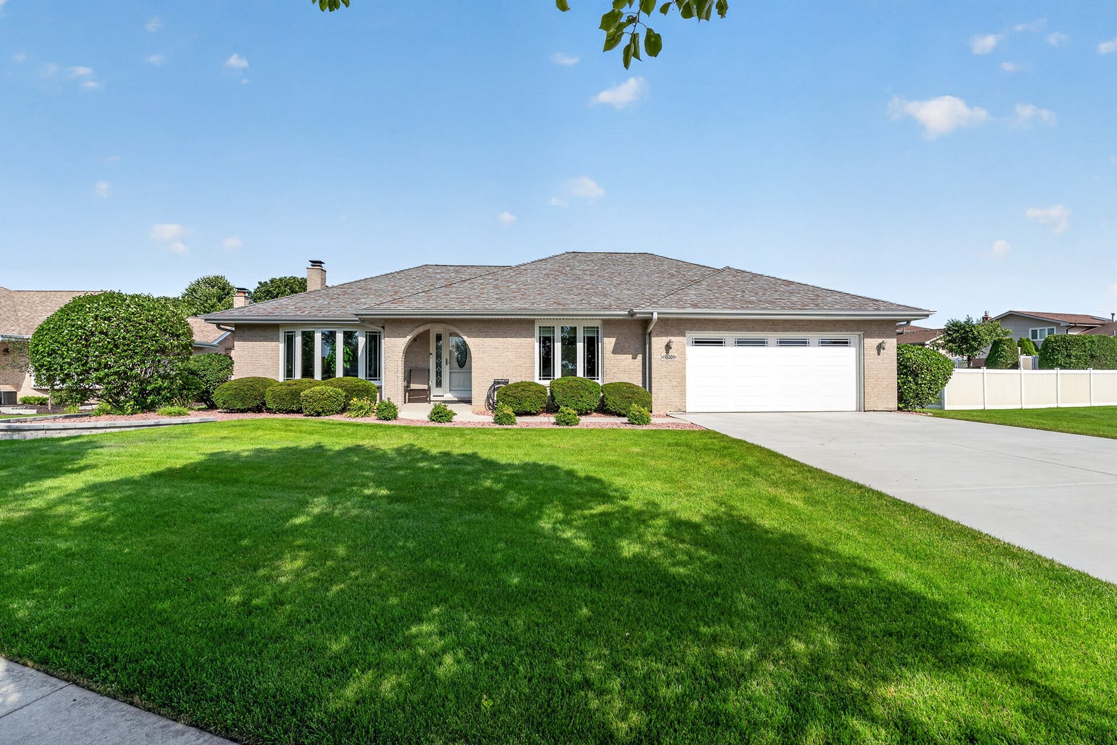 15301 Rosarie Drive, Homer Glen, IL 60491 15301 Rosarie Drive, Homer Glen, IL 60491