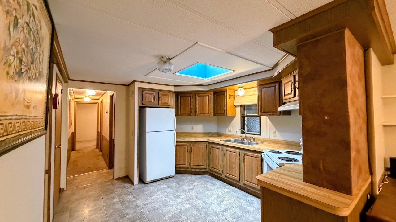 1170 Rainbow Road, Elgin, IL 60123 1170 Rainbow Road, Elgin, IL 60123